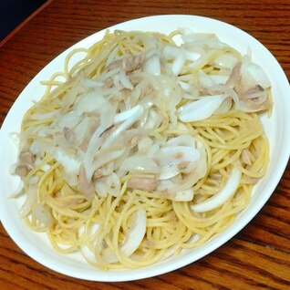 ツナと玉ねぎのパスタ